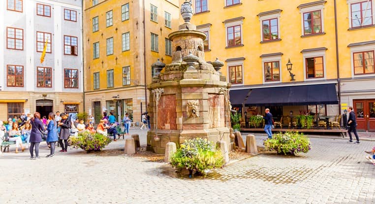 Stortorgsbrunnen – The  Stortorget's Well